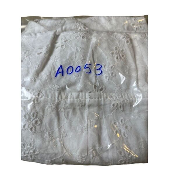 NWOT Sim & Sam Crop Top White Eyelet with Shoulder Ties Medium - Picture 6 of 6